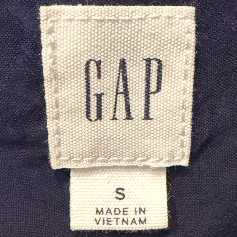 Size Small Gap Sleeveless Pintuck Navy Blue Flowy Blouse - Picture 4 of 6